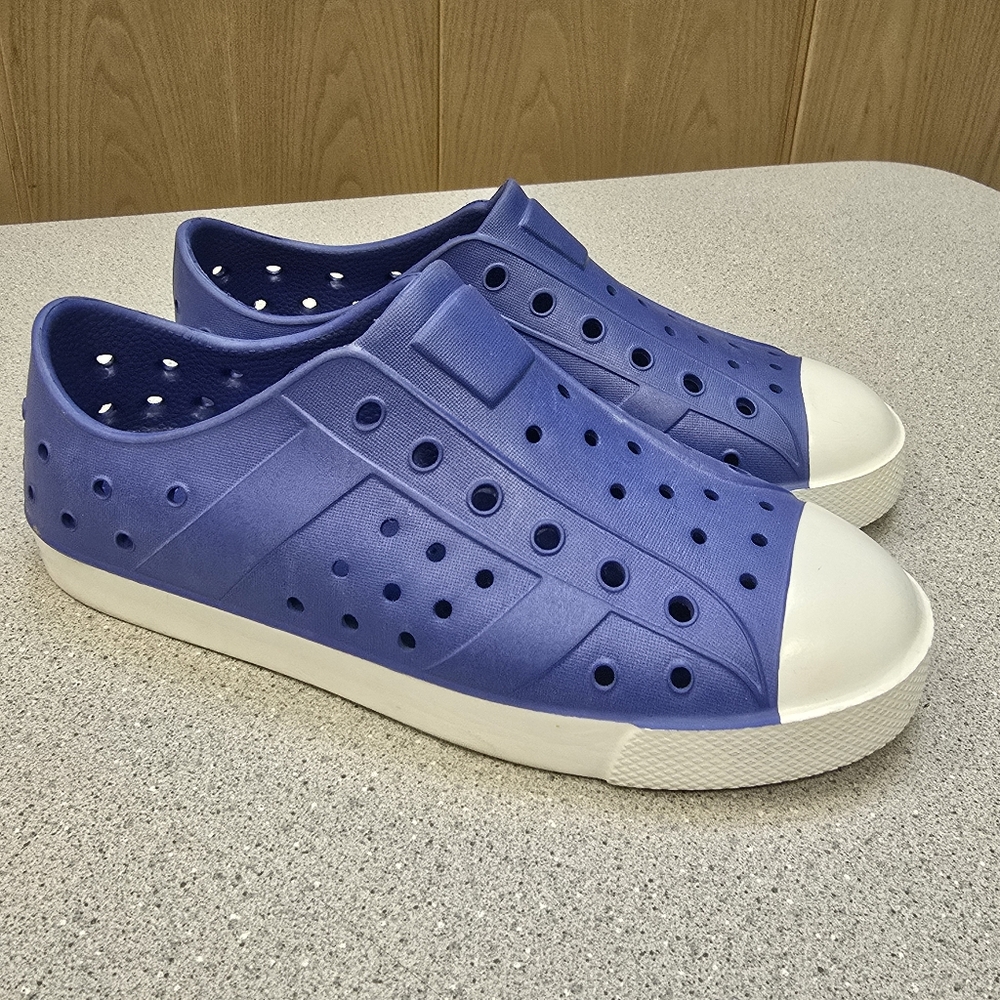 DSG Kids Blue Water Shoes Size 2